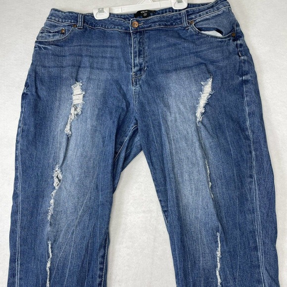Ellos Women’s Plus Size‎ 18 Frayed Destructed Stretch Ankle Cropped Jeans - Picture 5 of 12